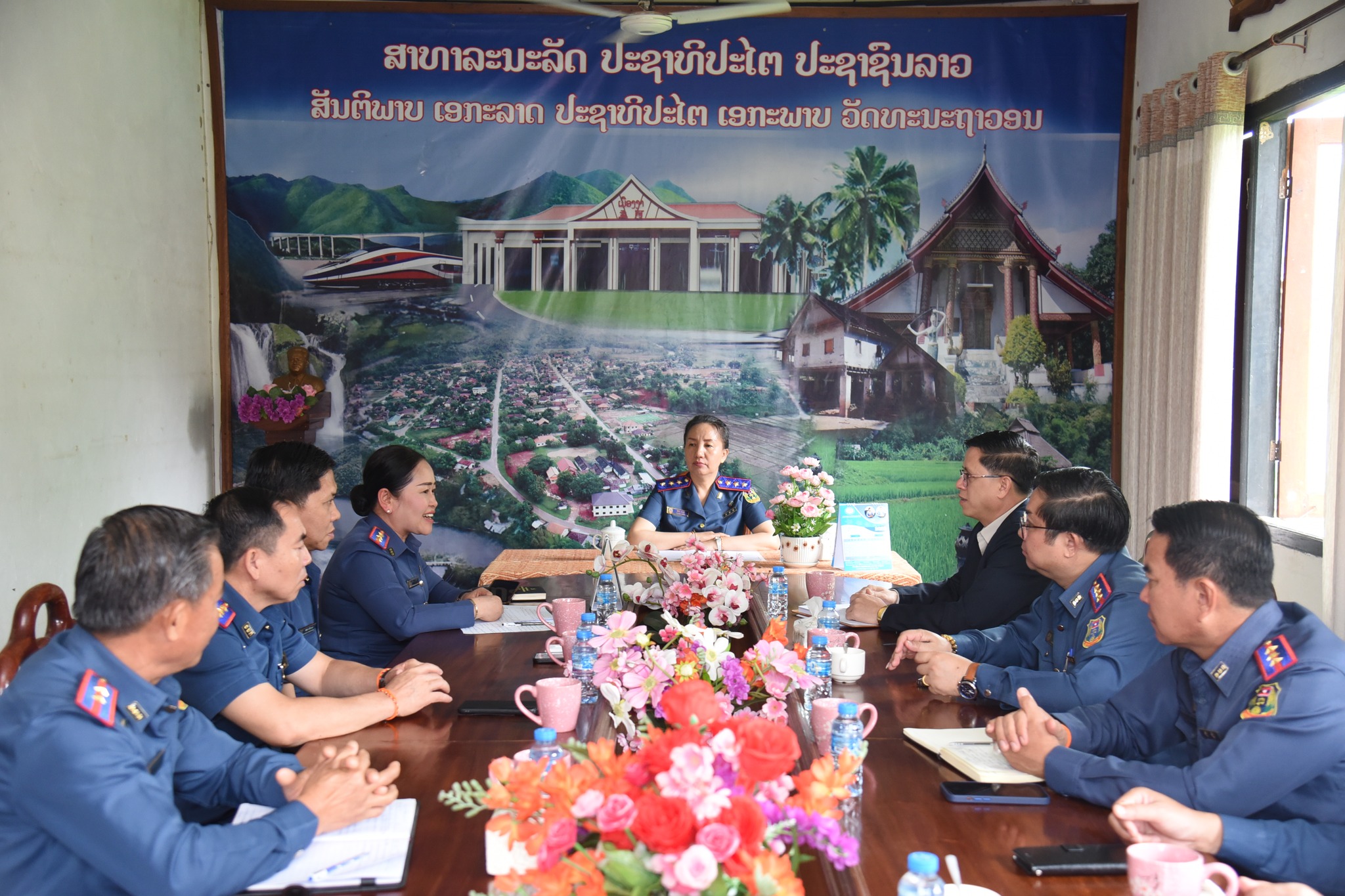 ຫົວໜ້າອົງການໄອຍະການປະຊາຊົນສູງສຸດ ຢ້ຽມຢາມ, ພົບປະເລຂາຄະນະບໍລິຫານງານພັກເມືອງງາ ແຂວງອຸດົມໄຊ